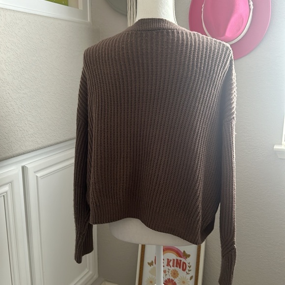 Brown Knitted Cardigan - Picture 4 of 10